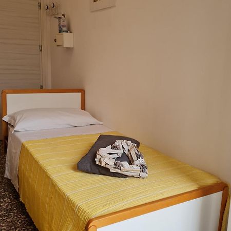 Hotel Marconi Miramare Rimini Zewnętrze zdjęcie
