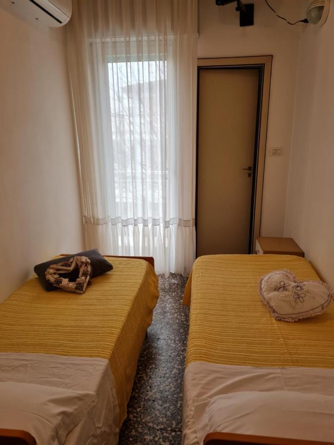 Hotel Marconi Miramare Rimini Zewnętrze zdjęcie